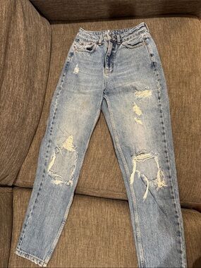 Light Blue Ripped Women’s Jeans - Casual High-Rise Style